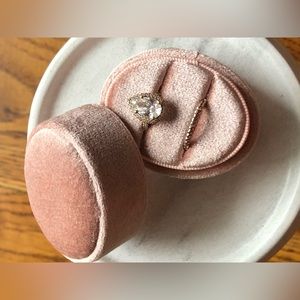 Velvet Ring Box